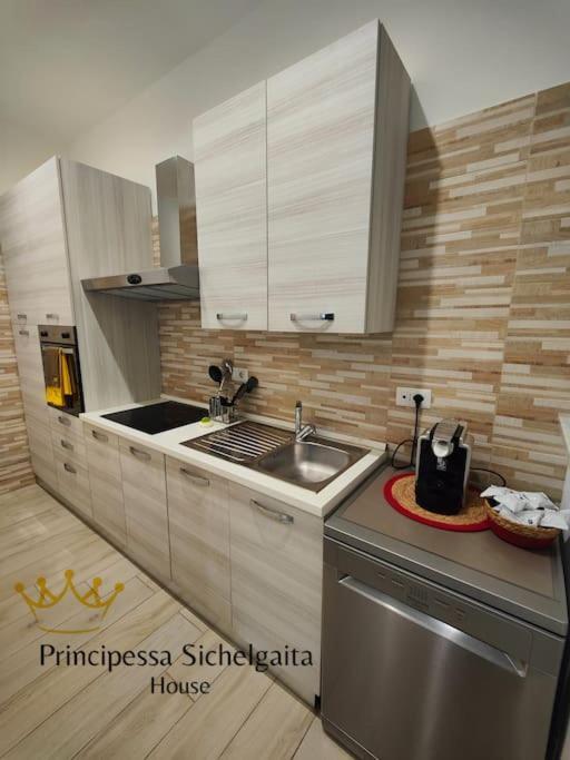 Principessa Sichelgaita House Villa Salerno Luaran gambar