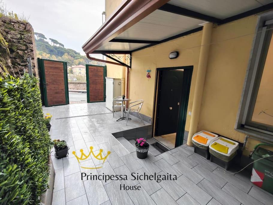 Principessa Sichelgaita House Villa Salerno Luaran gambar